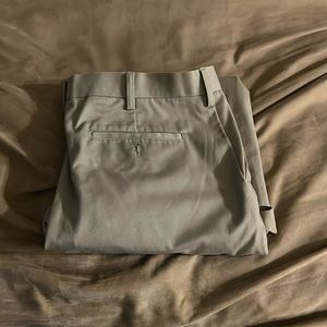 Men’s khaki dress pants